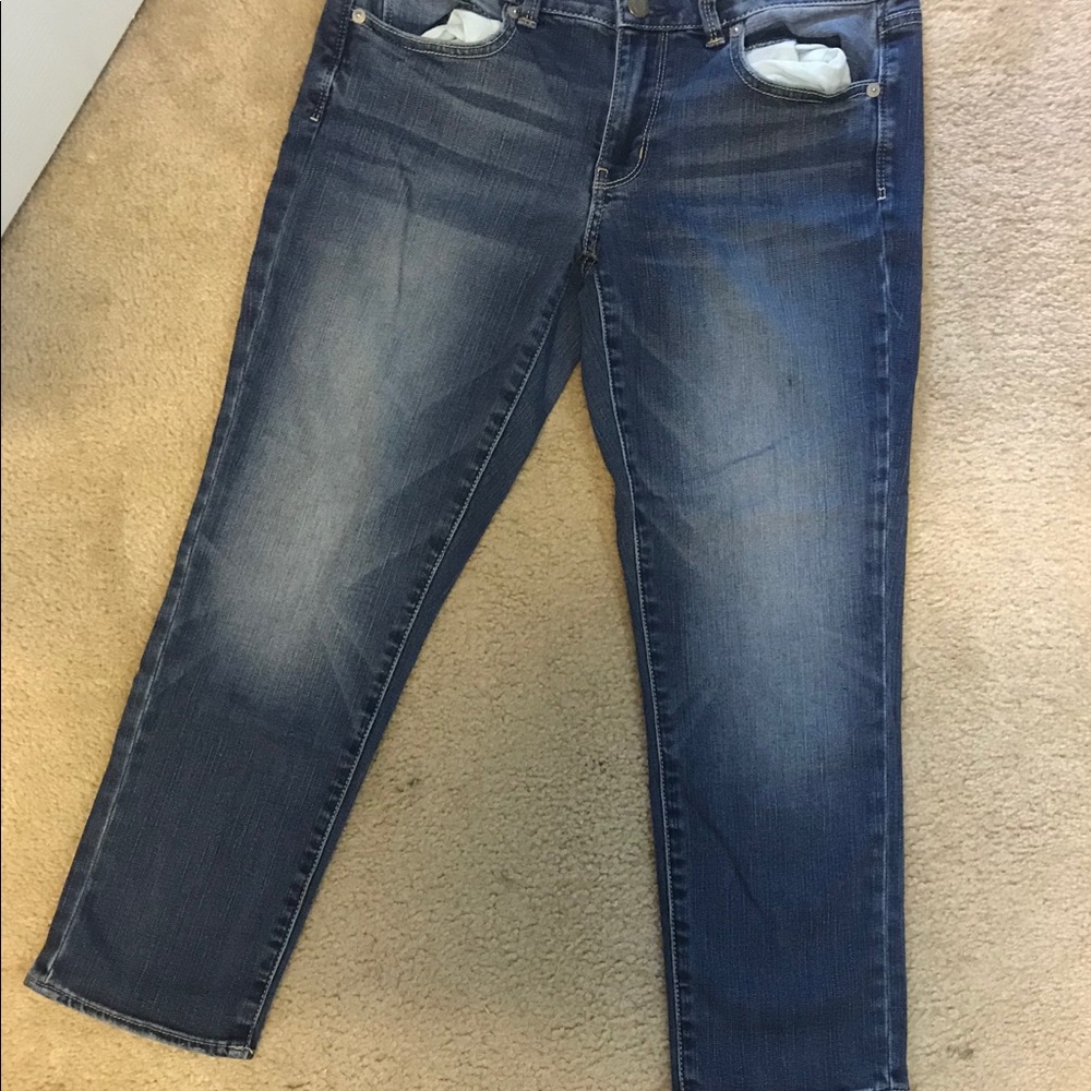 American Eagle artist crop size 8 super stretch